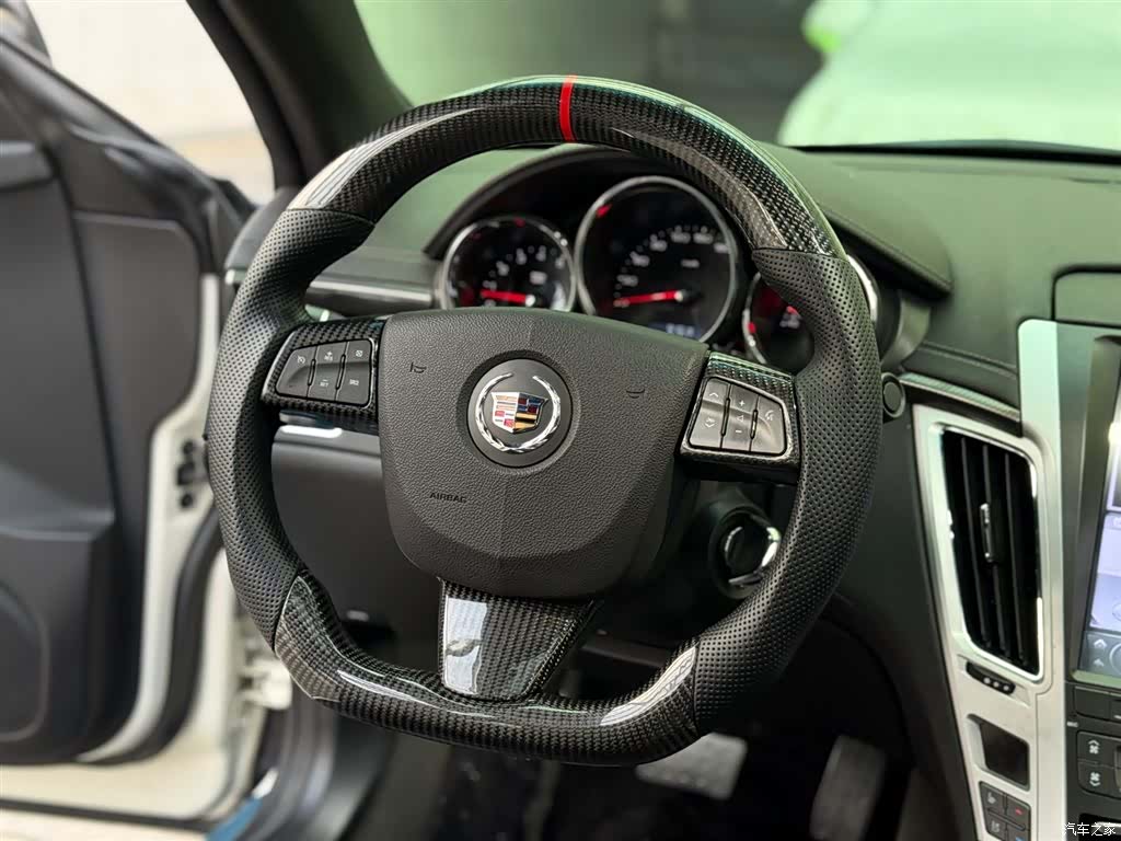 Cadillac CTS, 2013 10