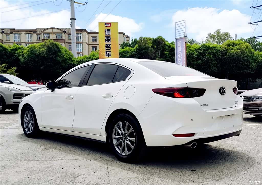 Mazda Mazda3, 2022 6