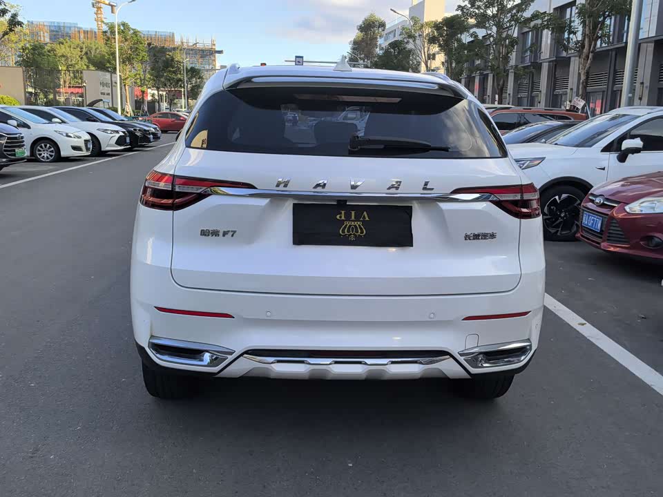 Haval F7