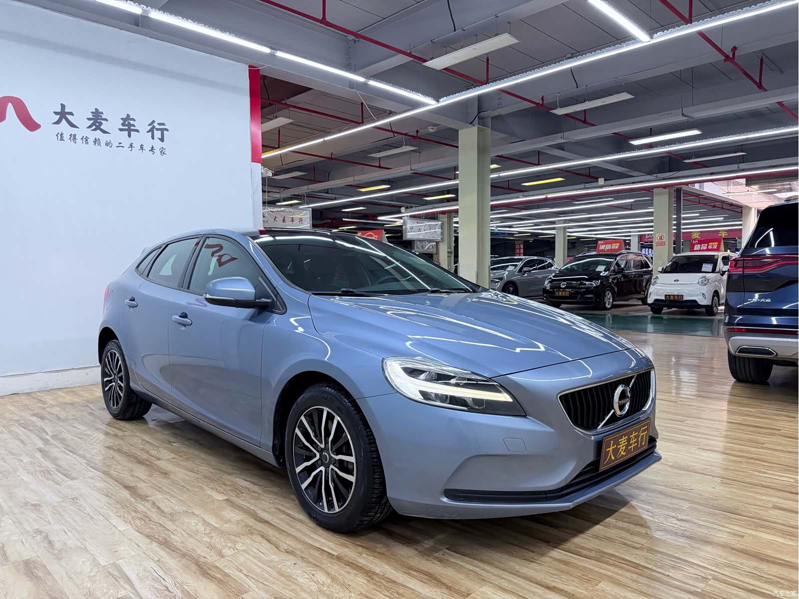 Volvo V40, 2018 3
