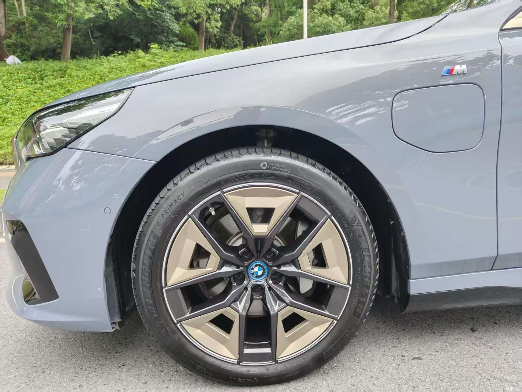 BMW i5, 2024 18