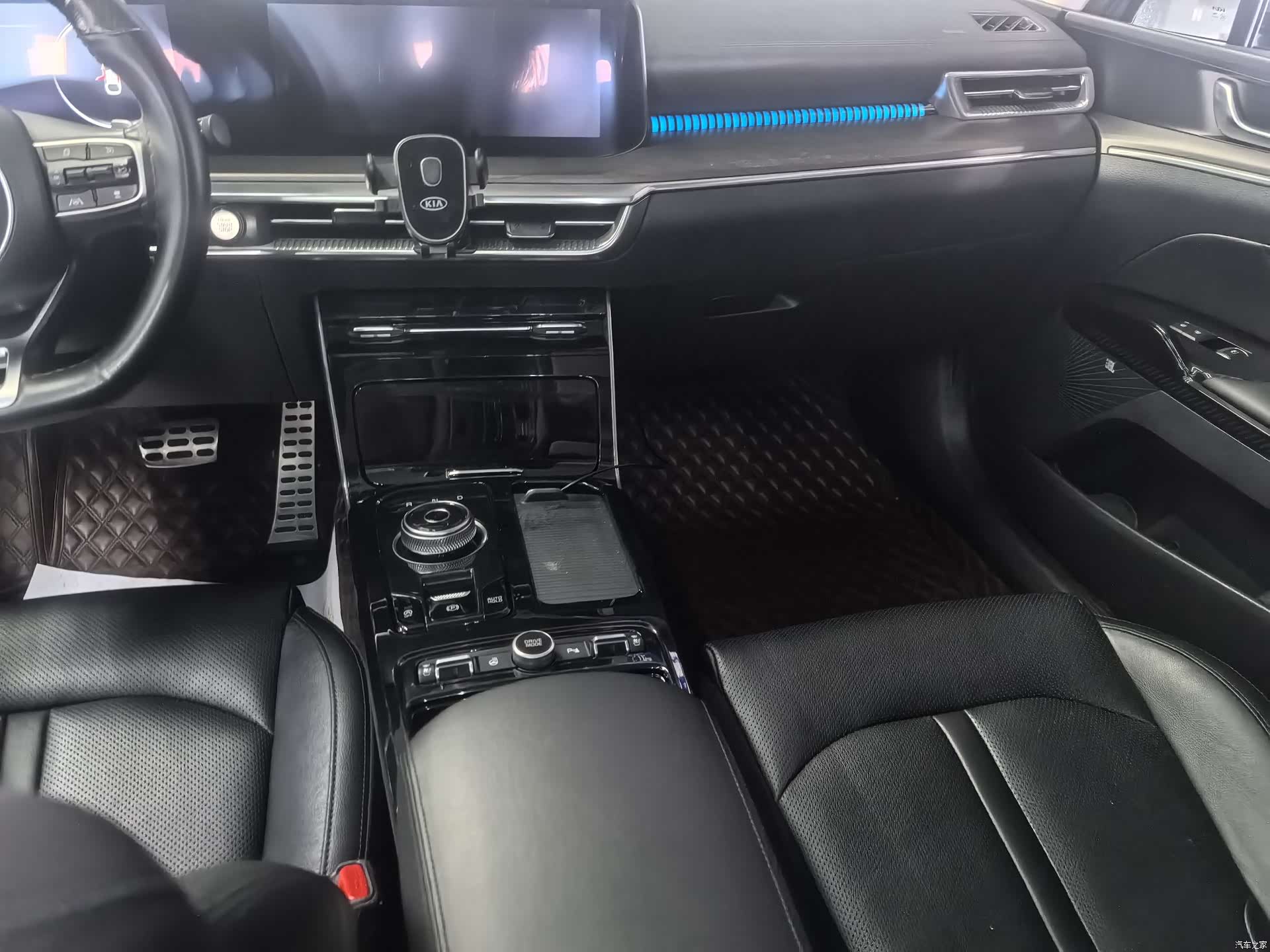 Kia K5, 2022 11