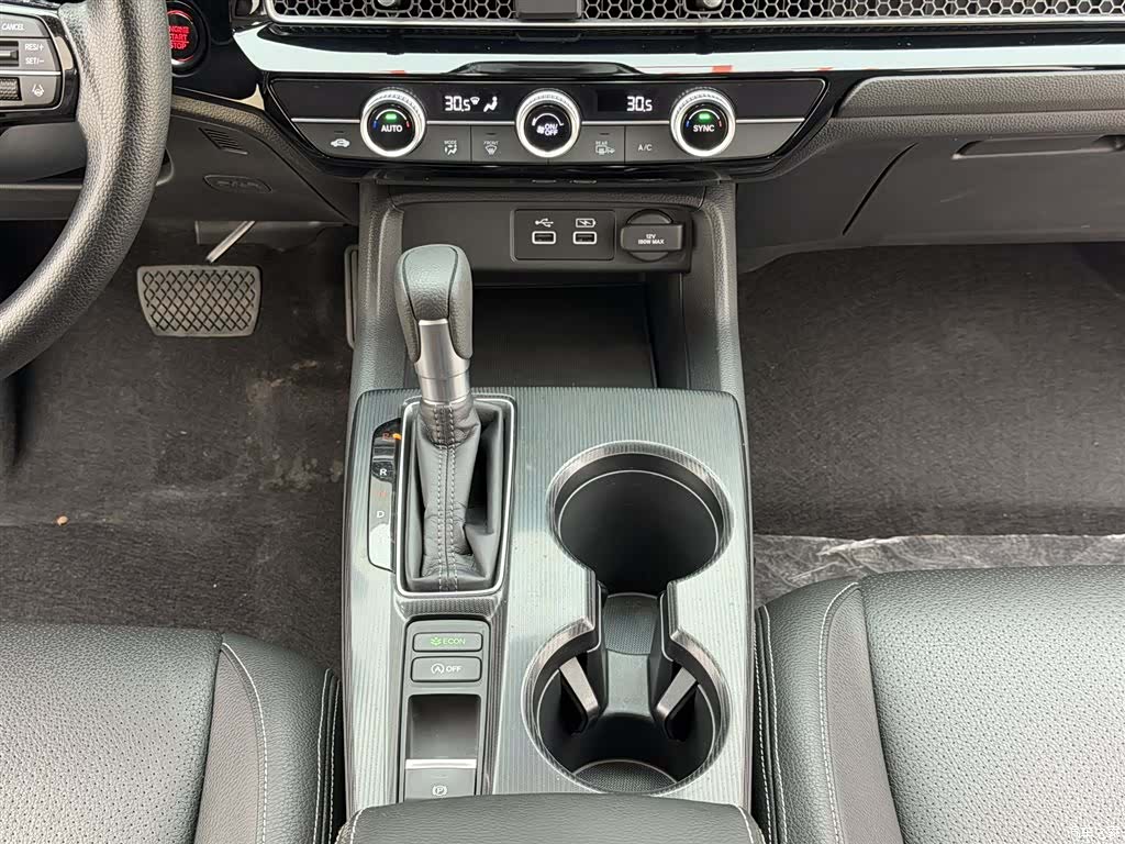 Honda Civic, 2024 23