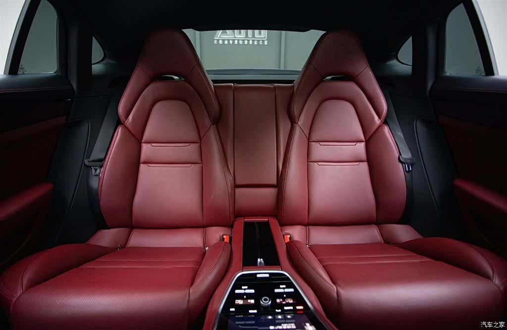 Porsche Panamera, 2018 14