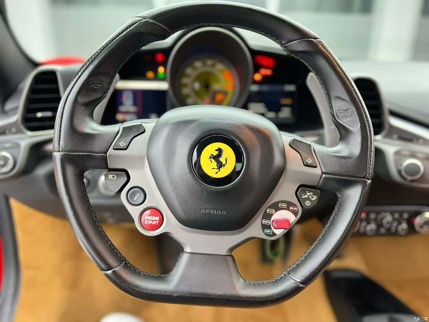 Ferrari 458, 2015 9
