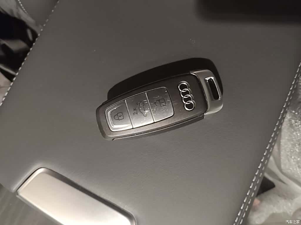 Audi A6L, 2026 9