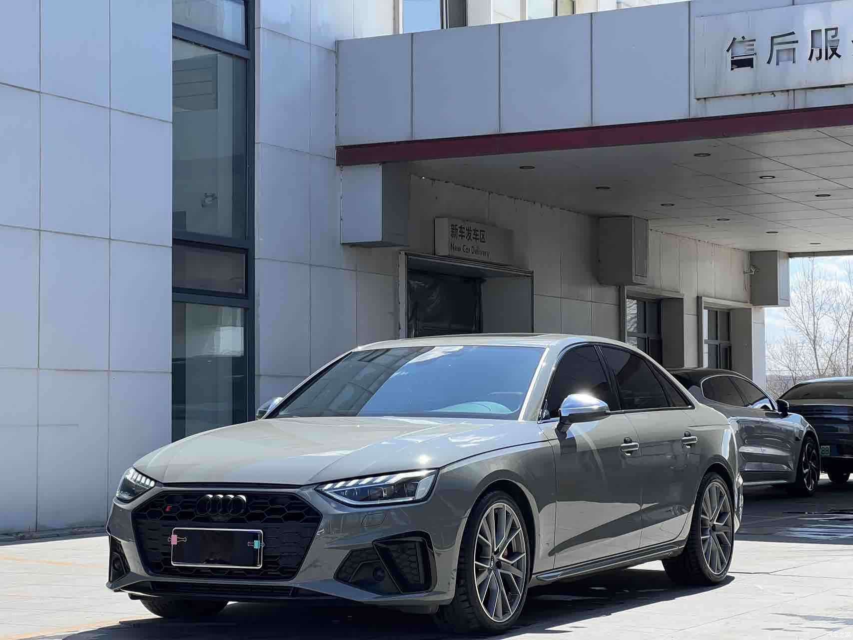 Audi S4, 2023 1