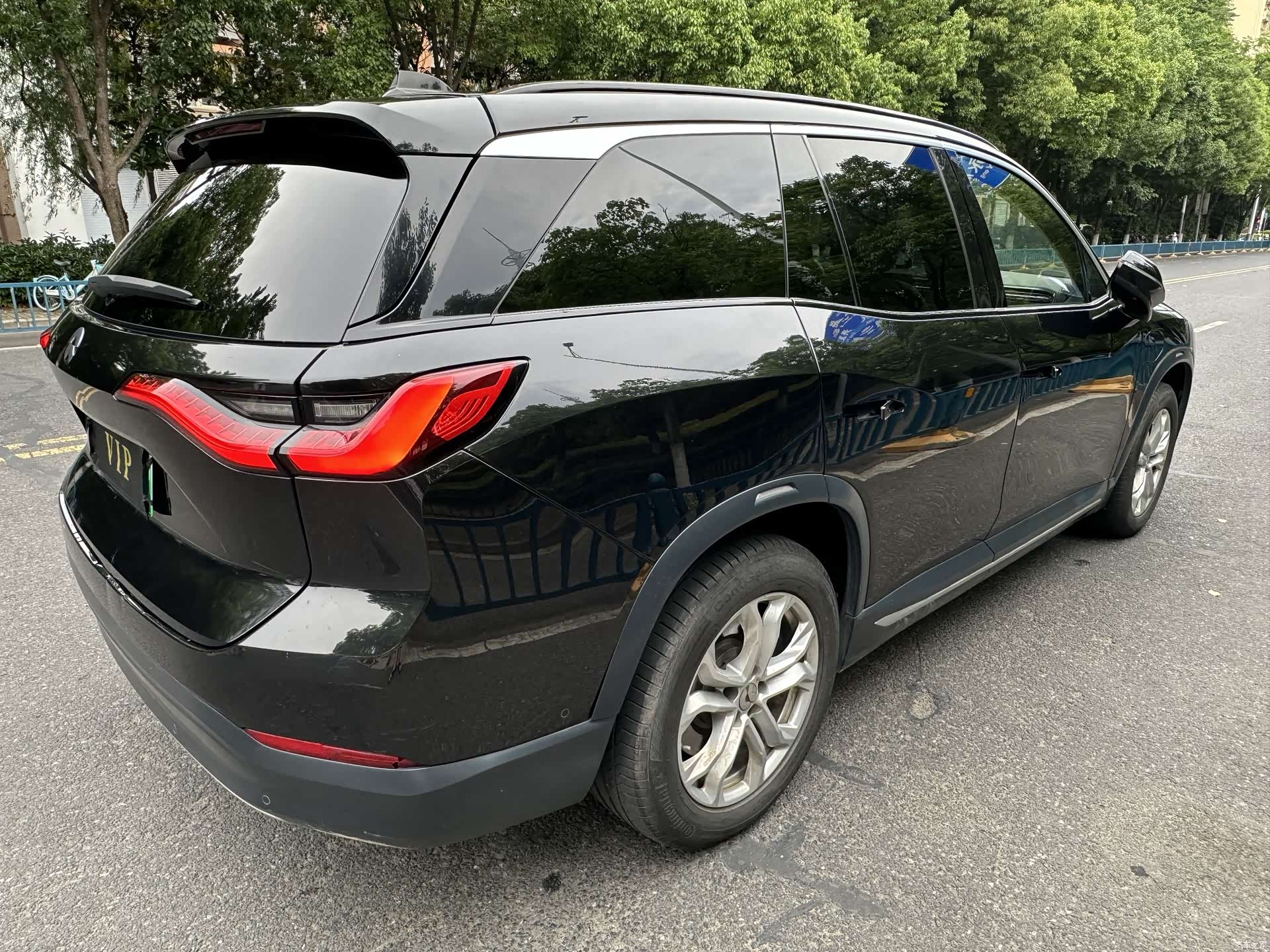 NIO ES8, 2019 12