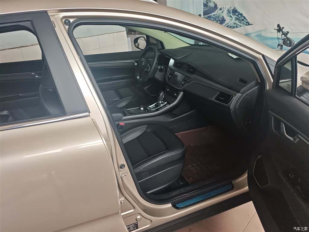 Geely Emgrand, 2017 25