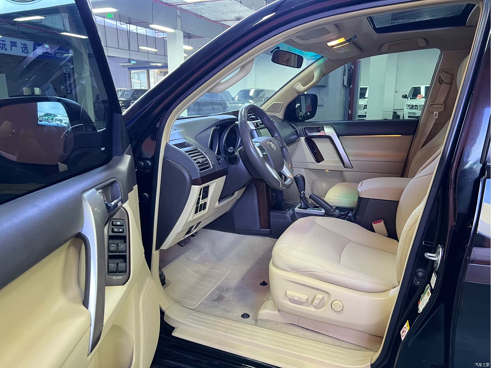 Toyota Prado, 2013 11