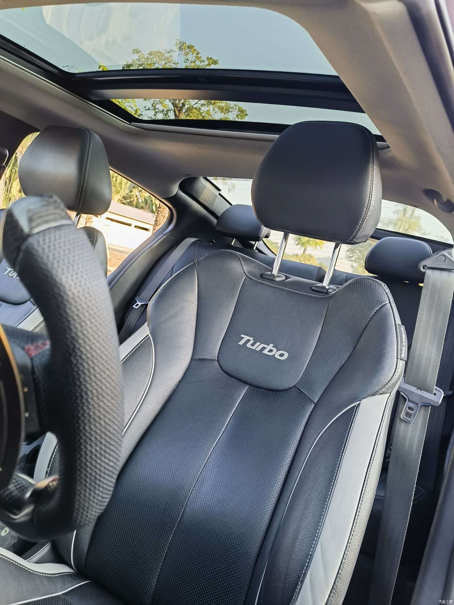 Hyundai Veloster, 2015 14
