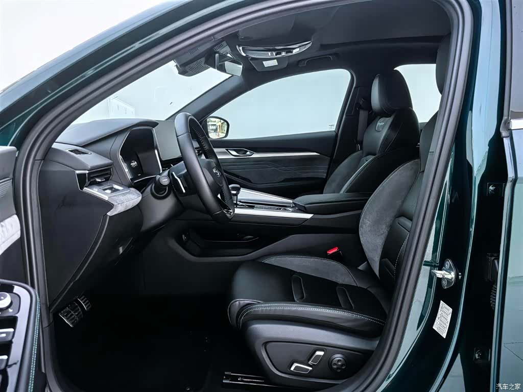Geely Preface, 2023 4
