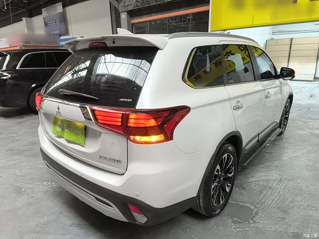 Mitsubishi Outlander, 2020 7