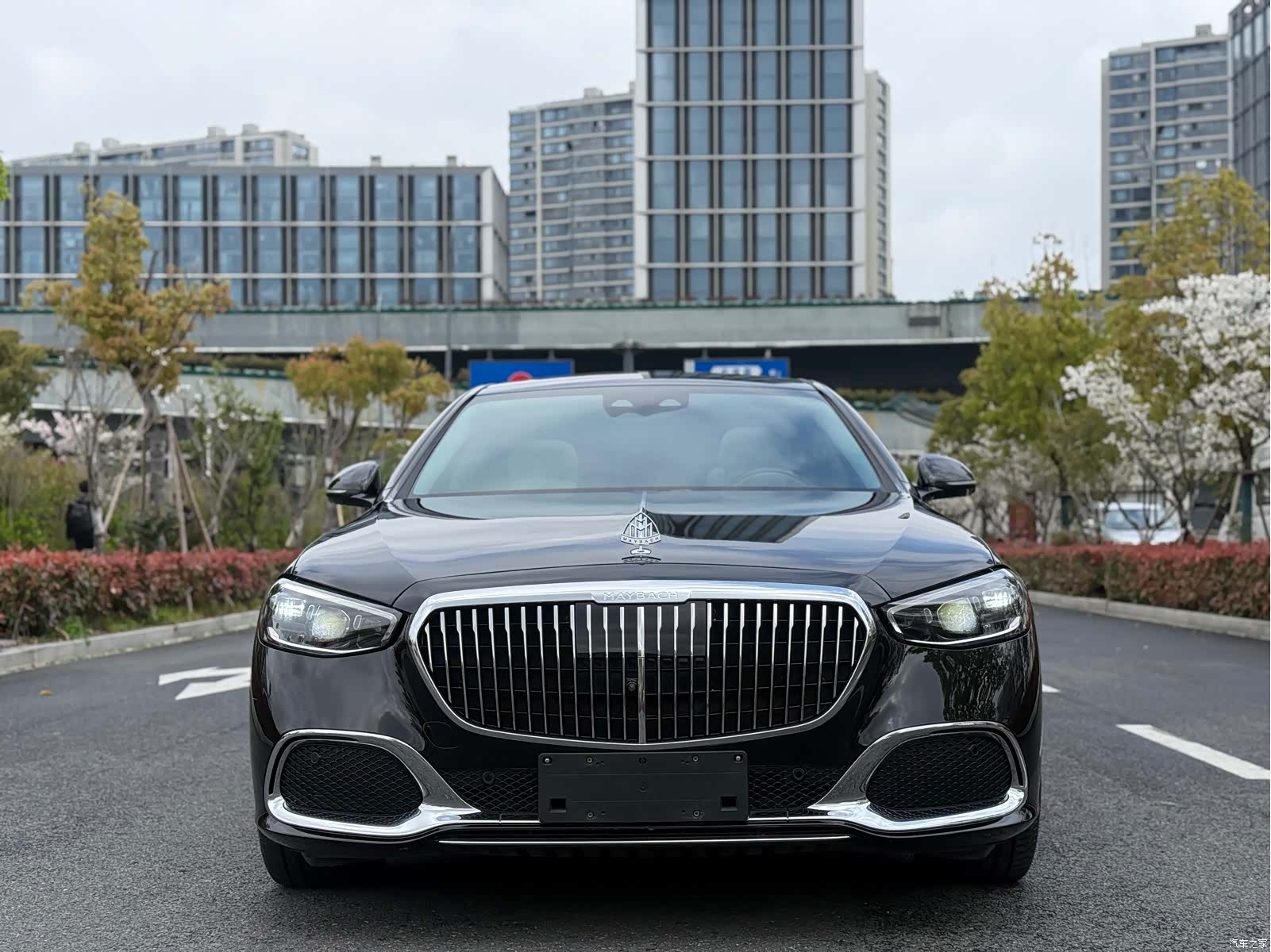 Maybach S-Class, 2024 2