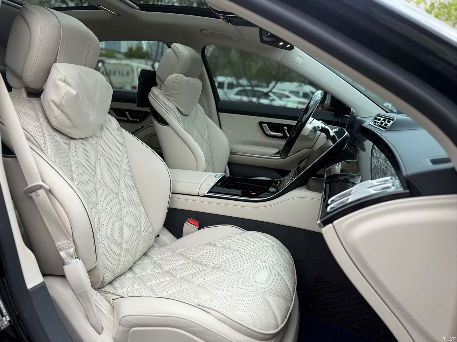 Maybach S-Class, 2024 7