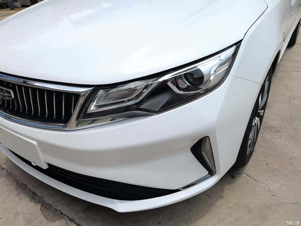 Geely Emgrand, 2021 24