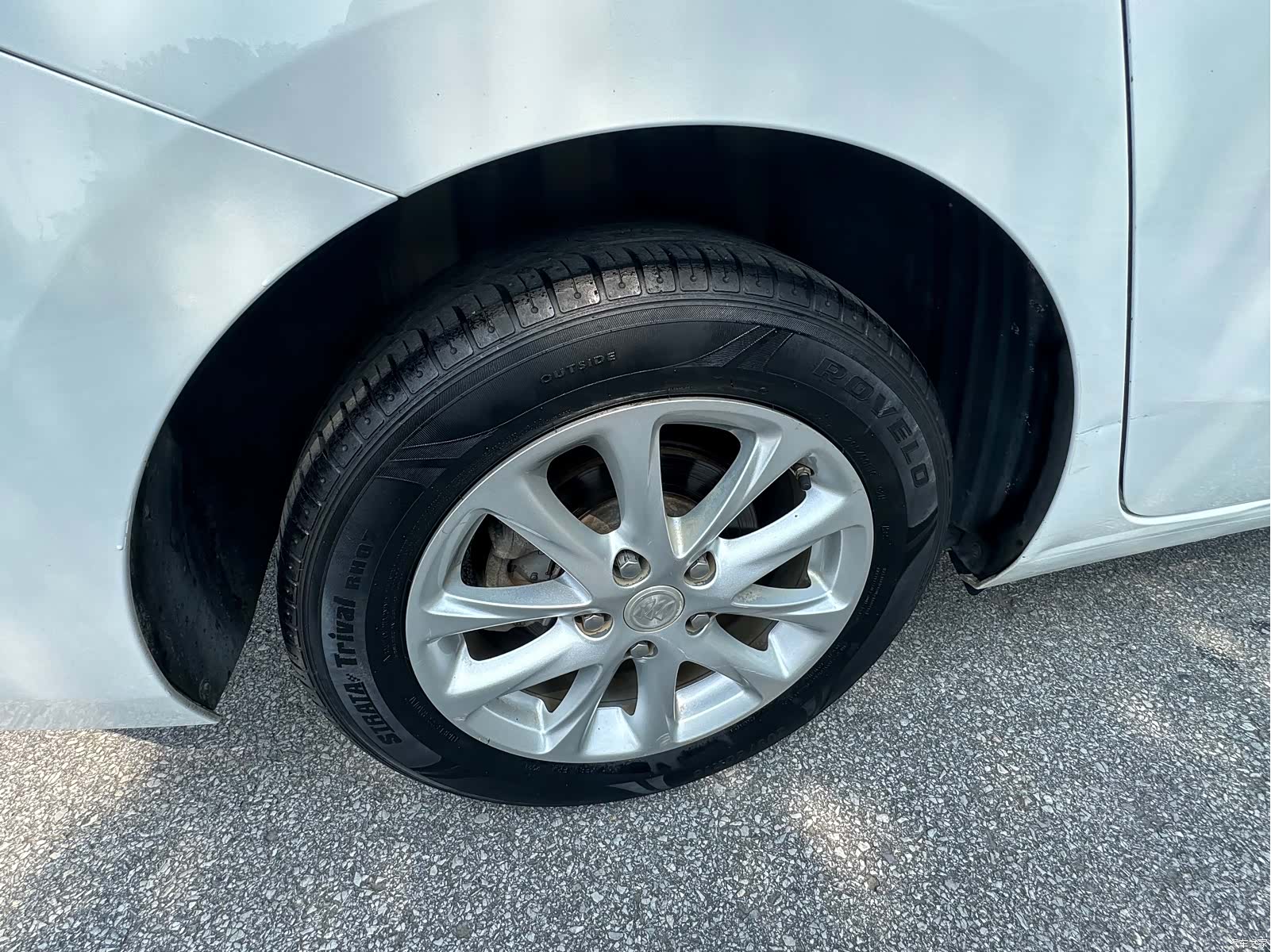 Buick GL6, 2017 16