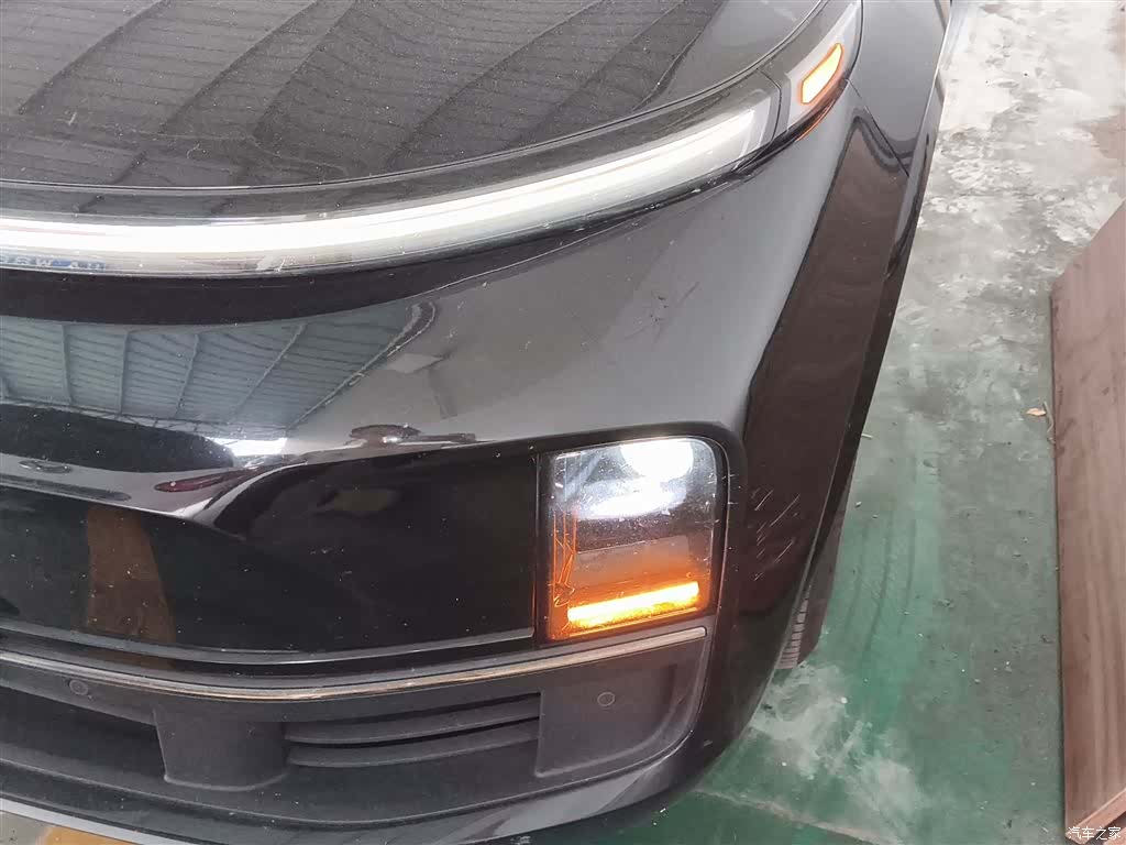Li Auto L8, 2023 23