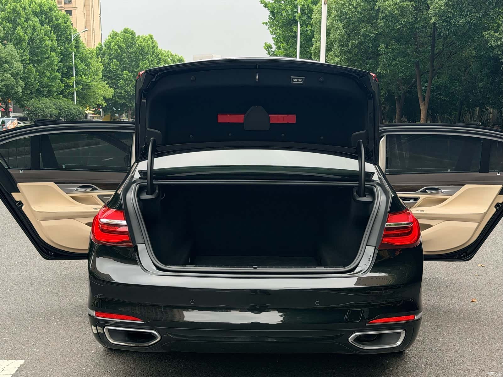 BMW 7 Series, 2017 23