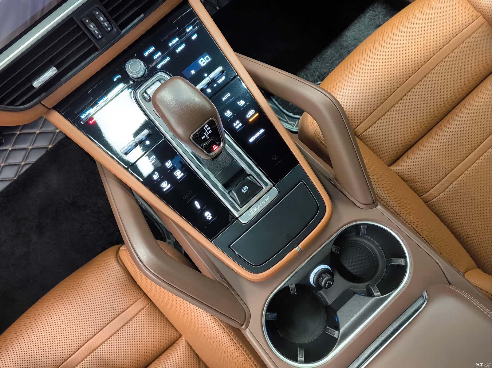 Porsche Cayenne, 2021 12