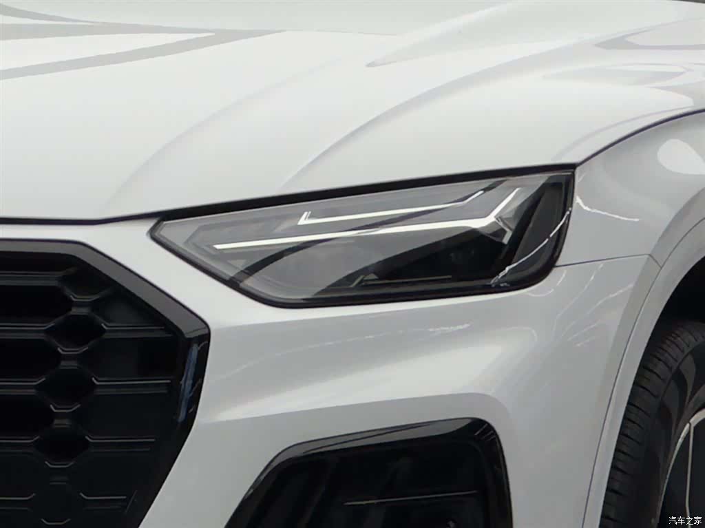 Audi Q5L, 2023 3
