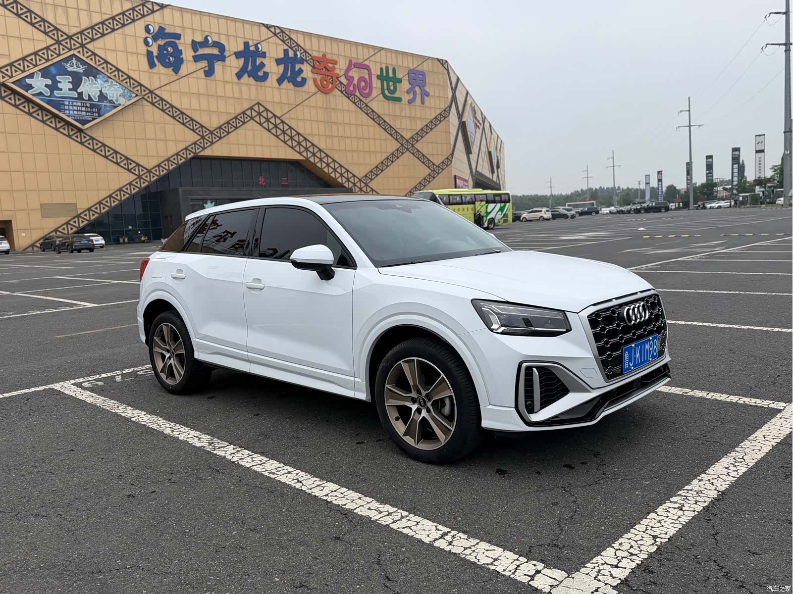 Audi Q2L, 2022 3