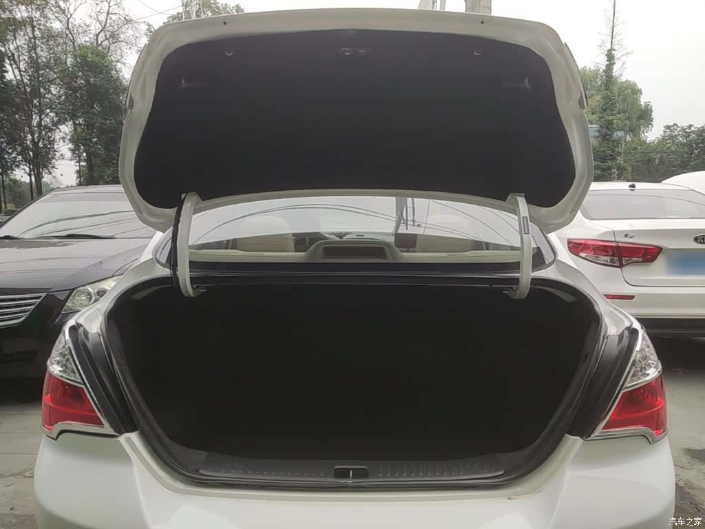 Nissan D50, 2015 19
