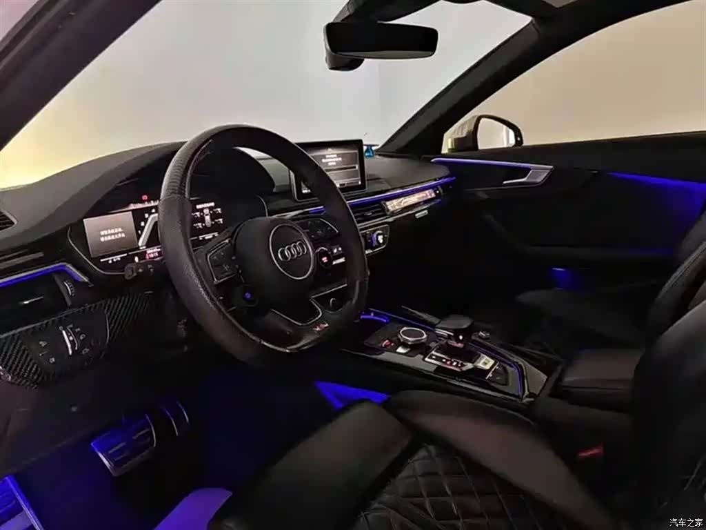 Audi A4L, 2017 3