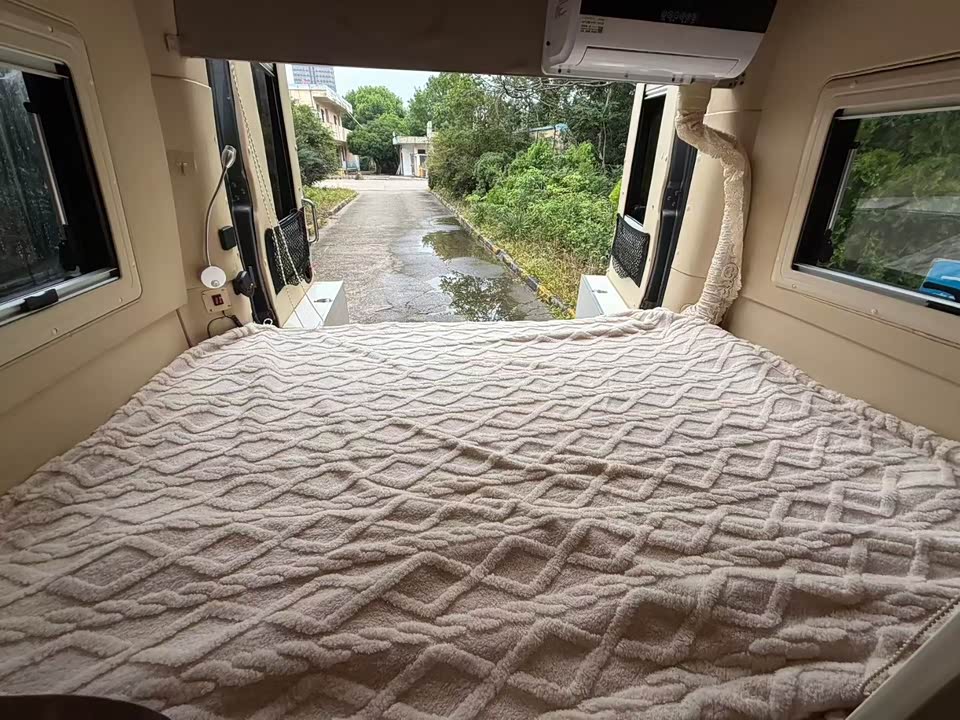 MAXUS SAIC MAXUS V80 RV