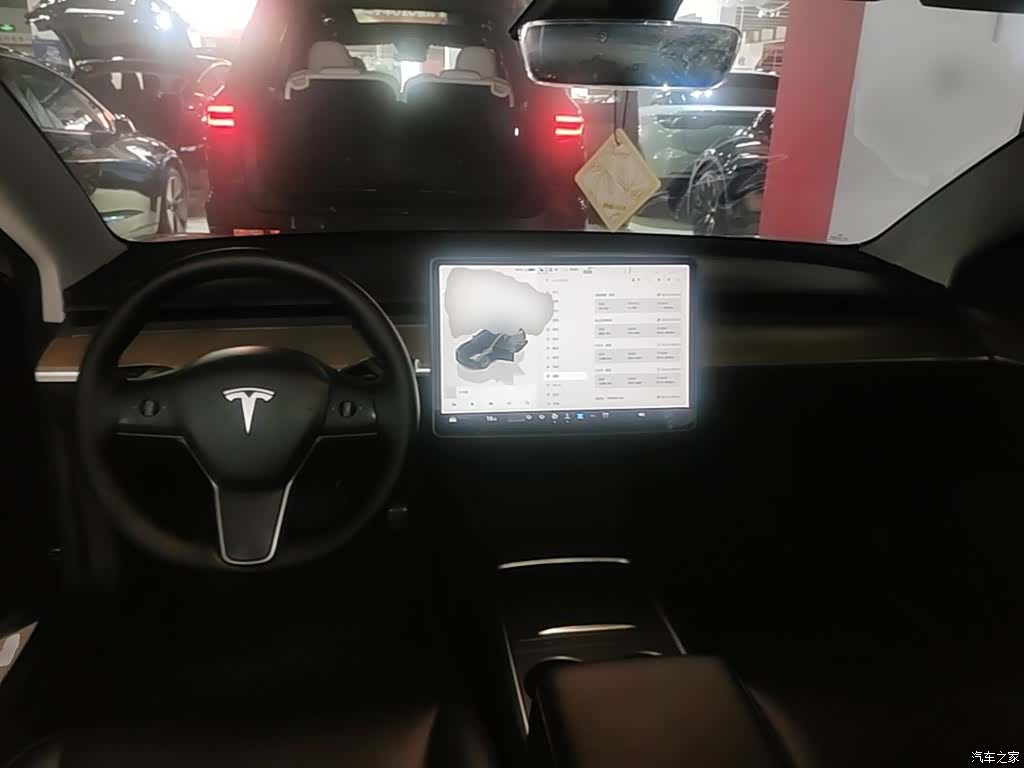 Tesla Model 3, 2023 10