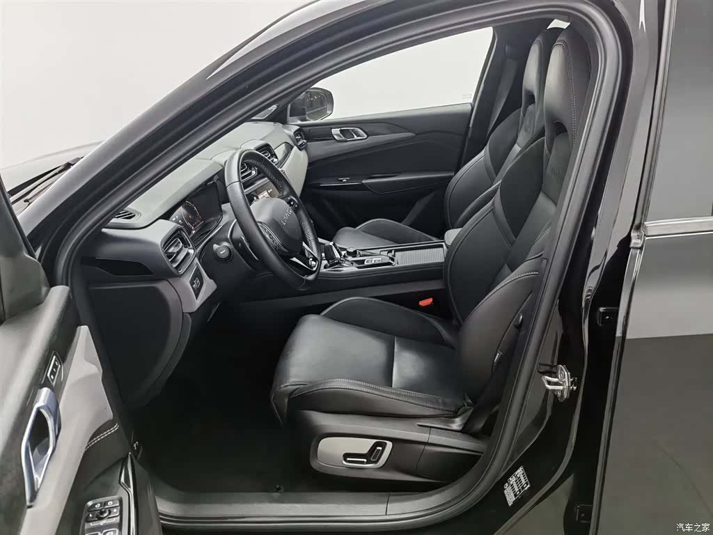 Lynk & Co 02, 2020 10