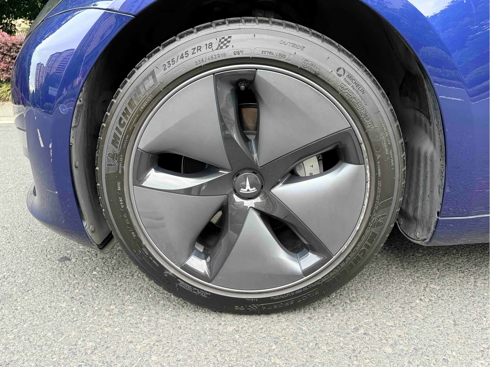 Tesla Model 3, 2019 4