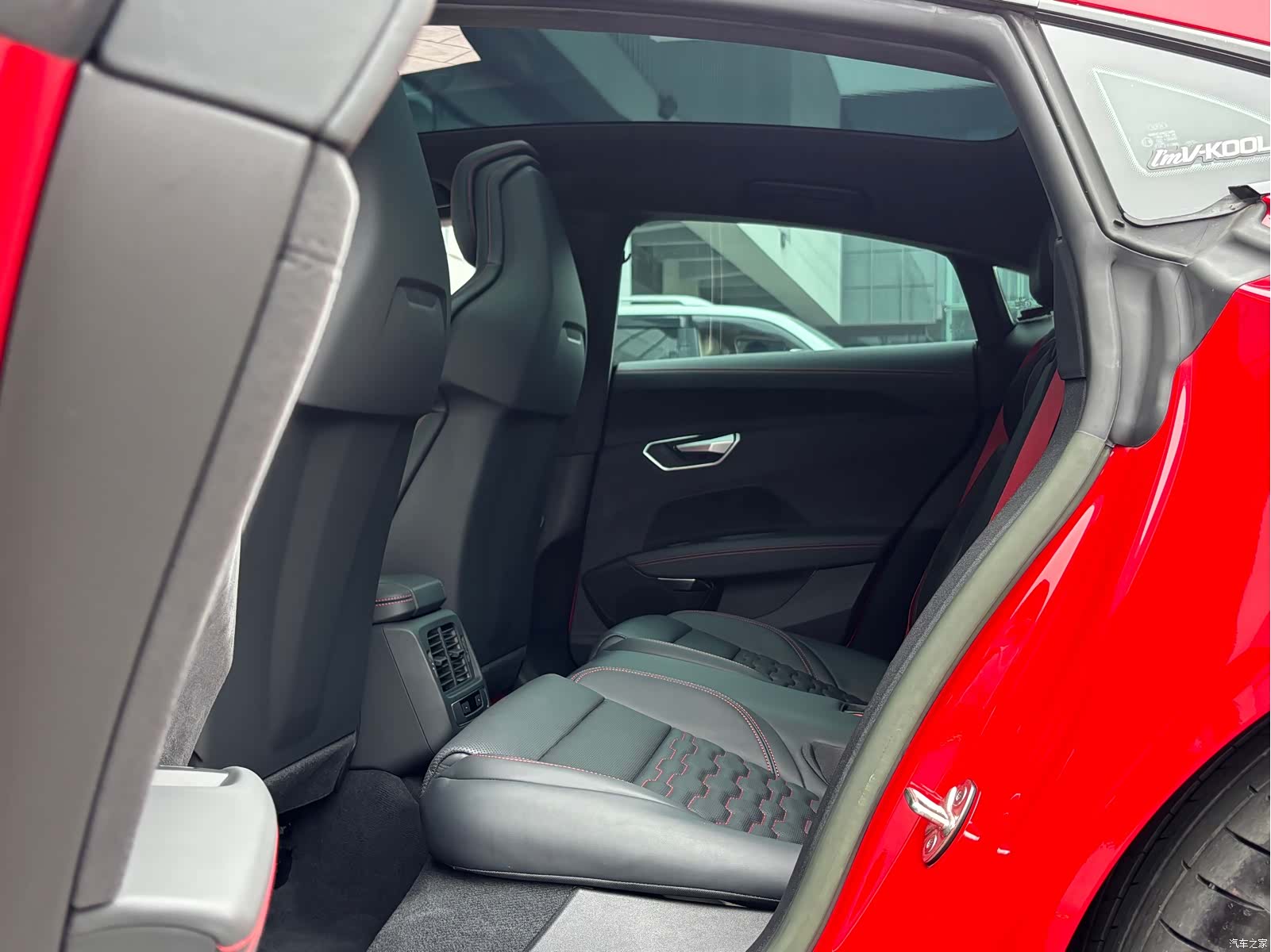 Audi e-tron, 2024 10