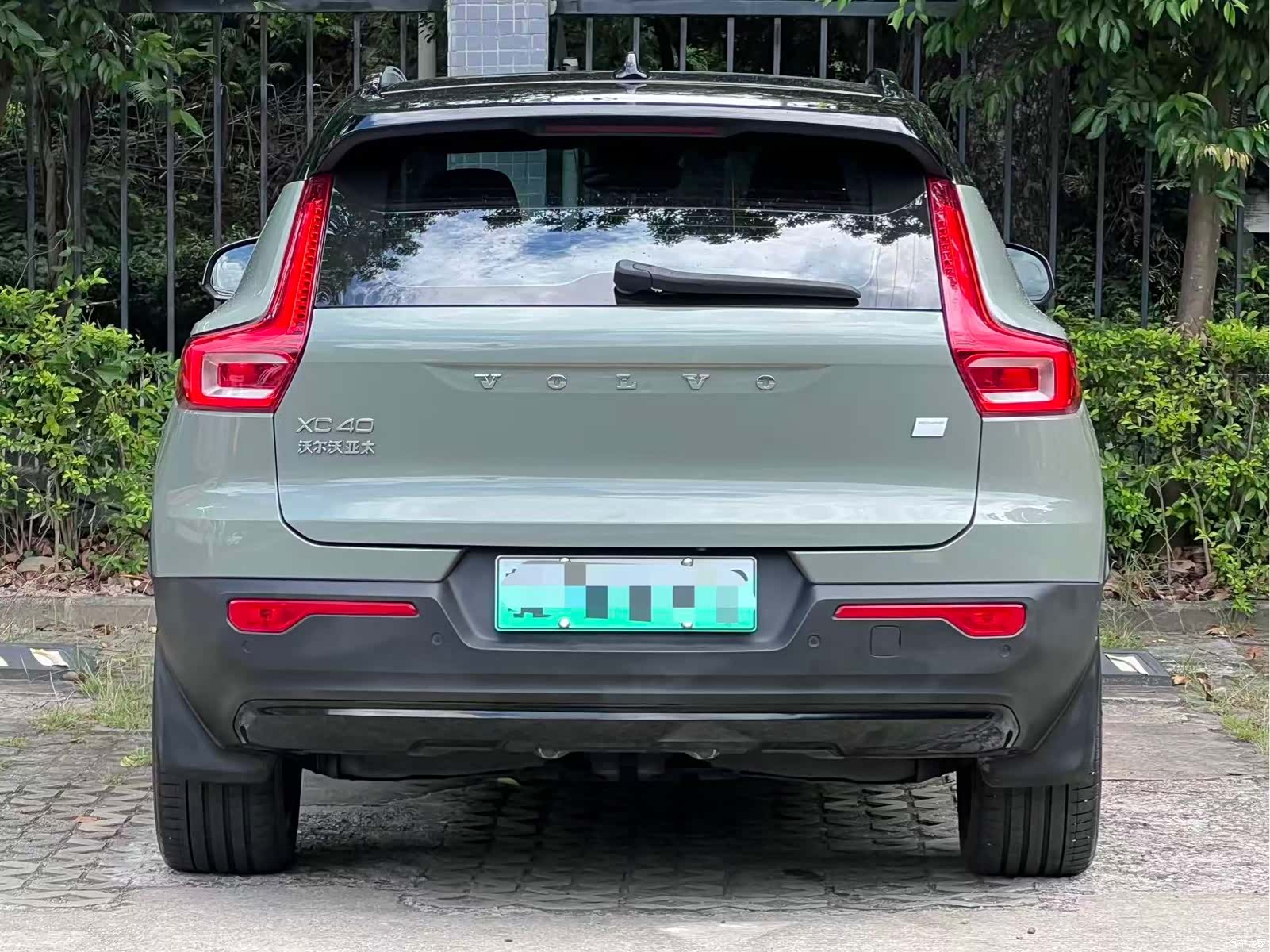Volvo XC40, 2022 все фото