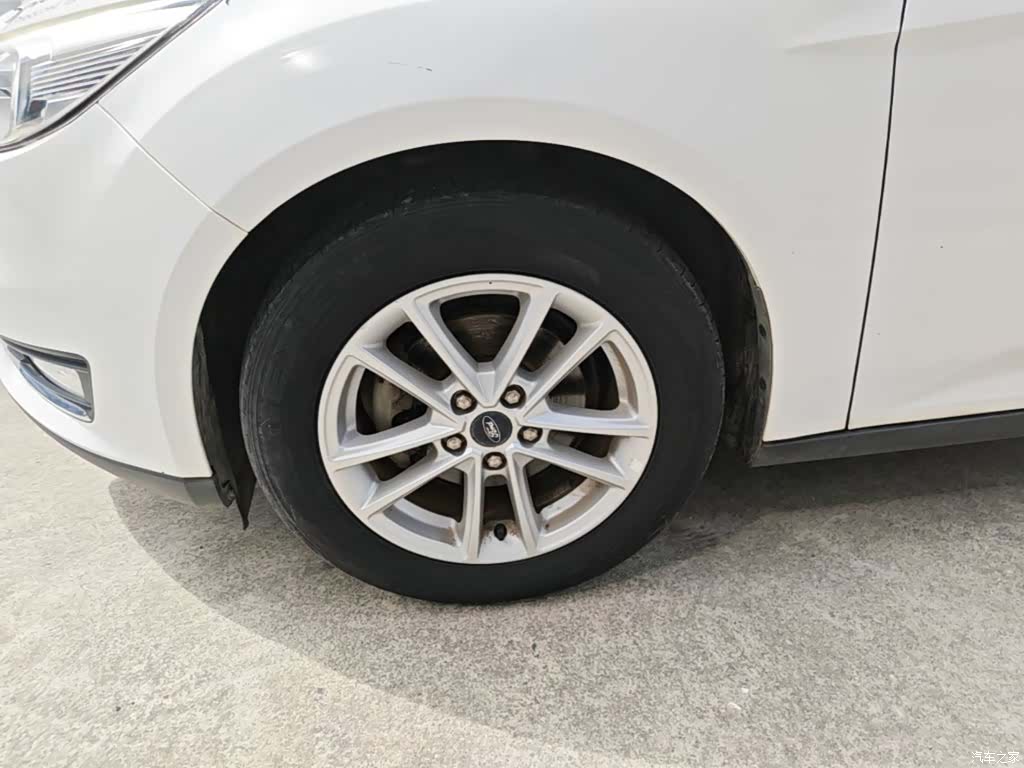 Ford Focus, 2016 25