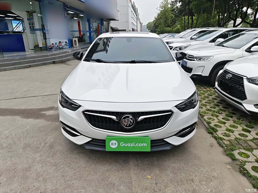 Buick Regal, 2020 3