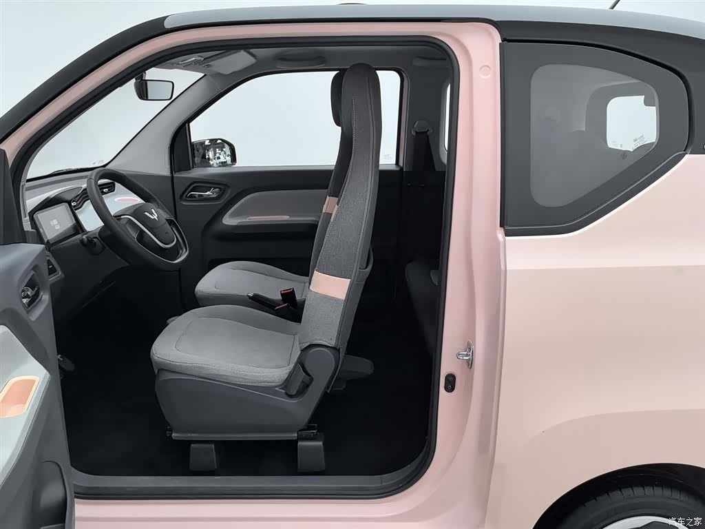 Wuling MINIEV, 2023 10