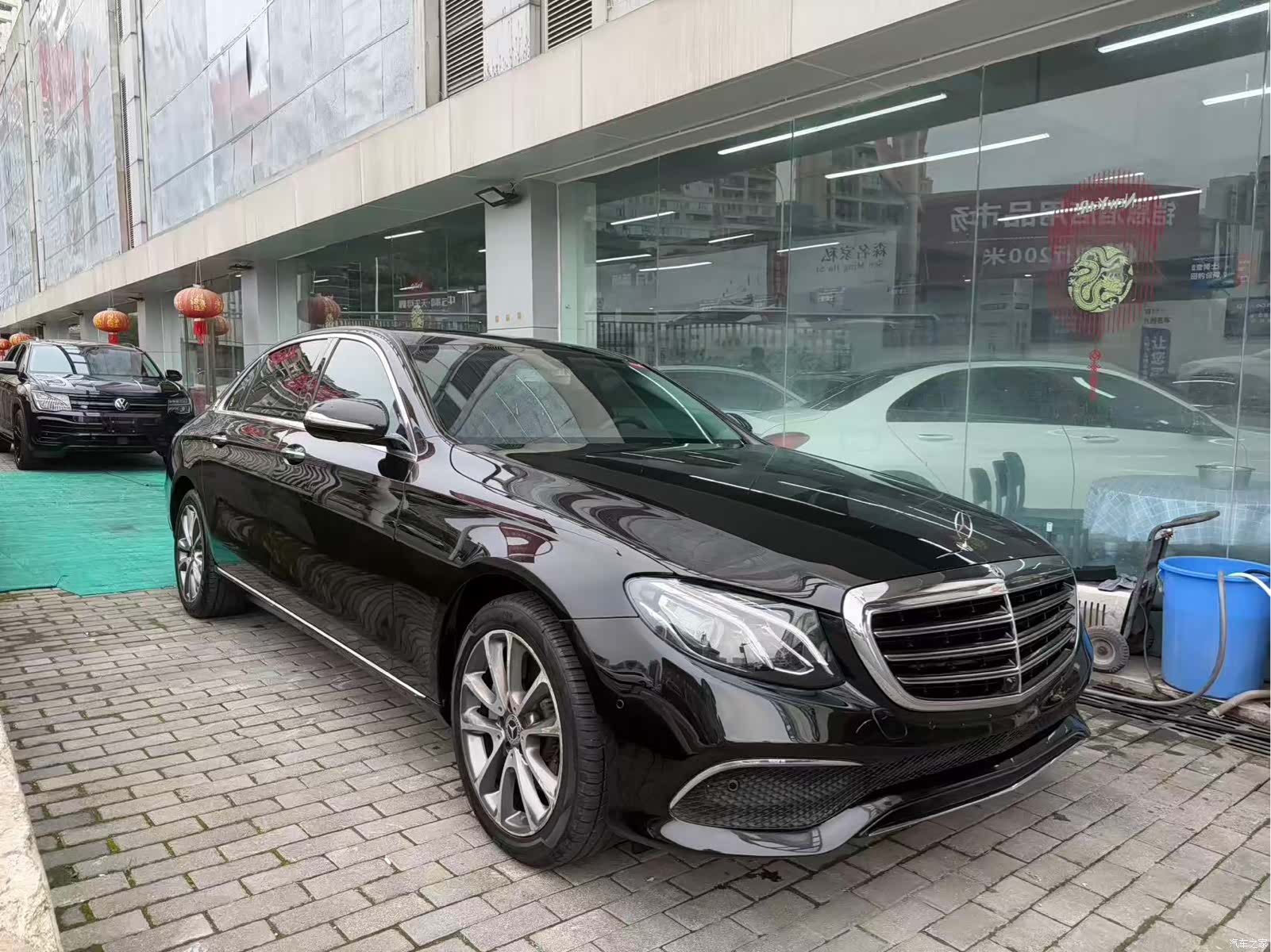 Mercedes-Benz E-Class, 2019 3