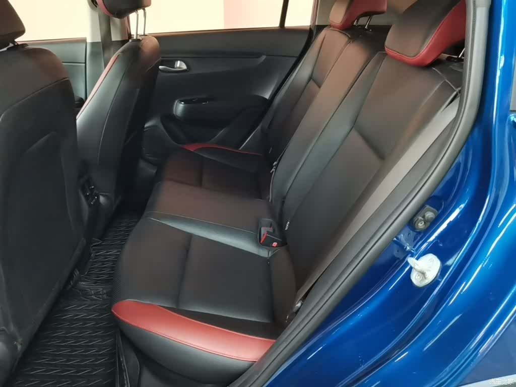 Kia KX, 2018 13