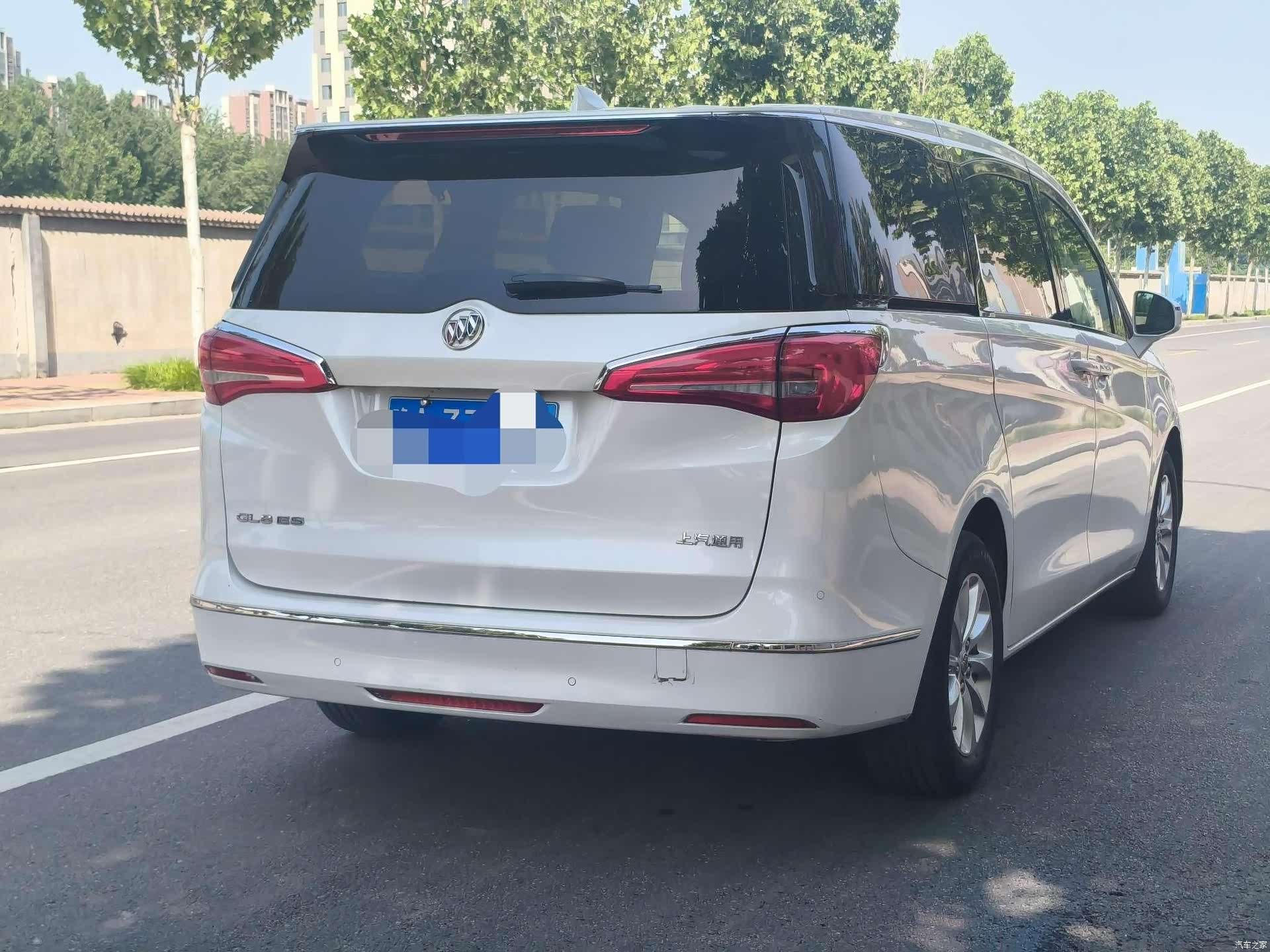Buick GL8, 2018 18