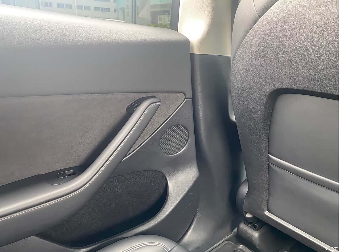 Tesla Model Y, 2022 14