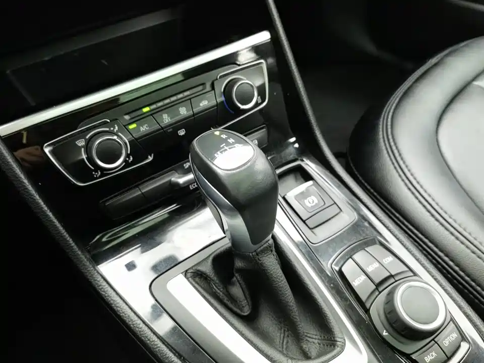 BMW 2 series station wagon