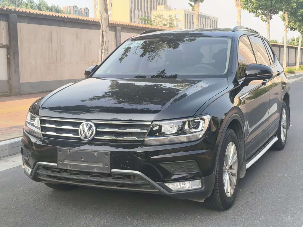 Volkswagen Tiguan L