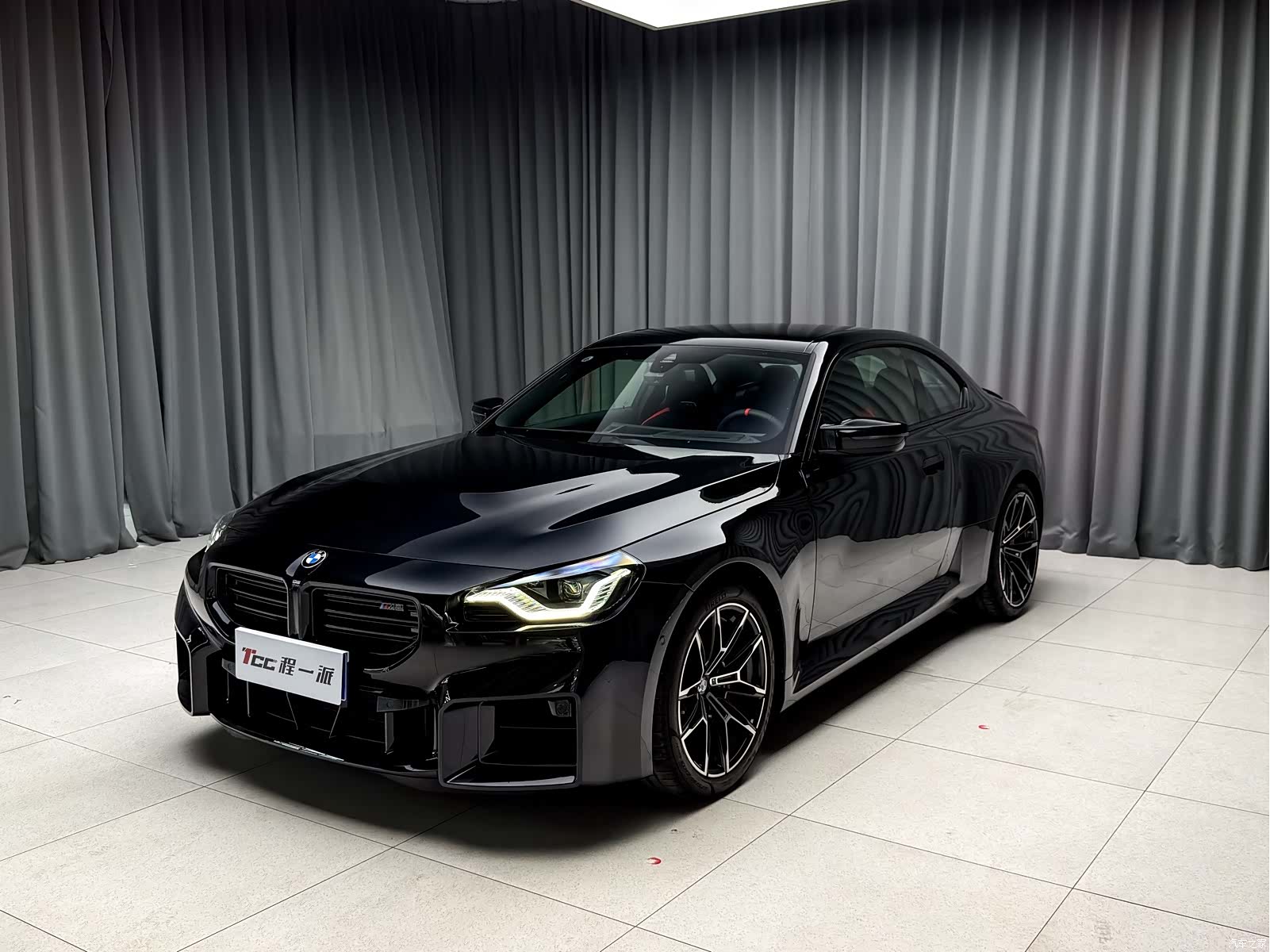 BMW M2, 2026 3