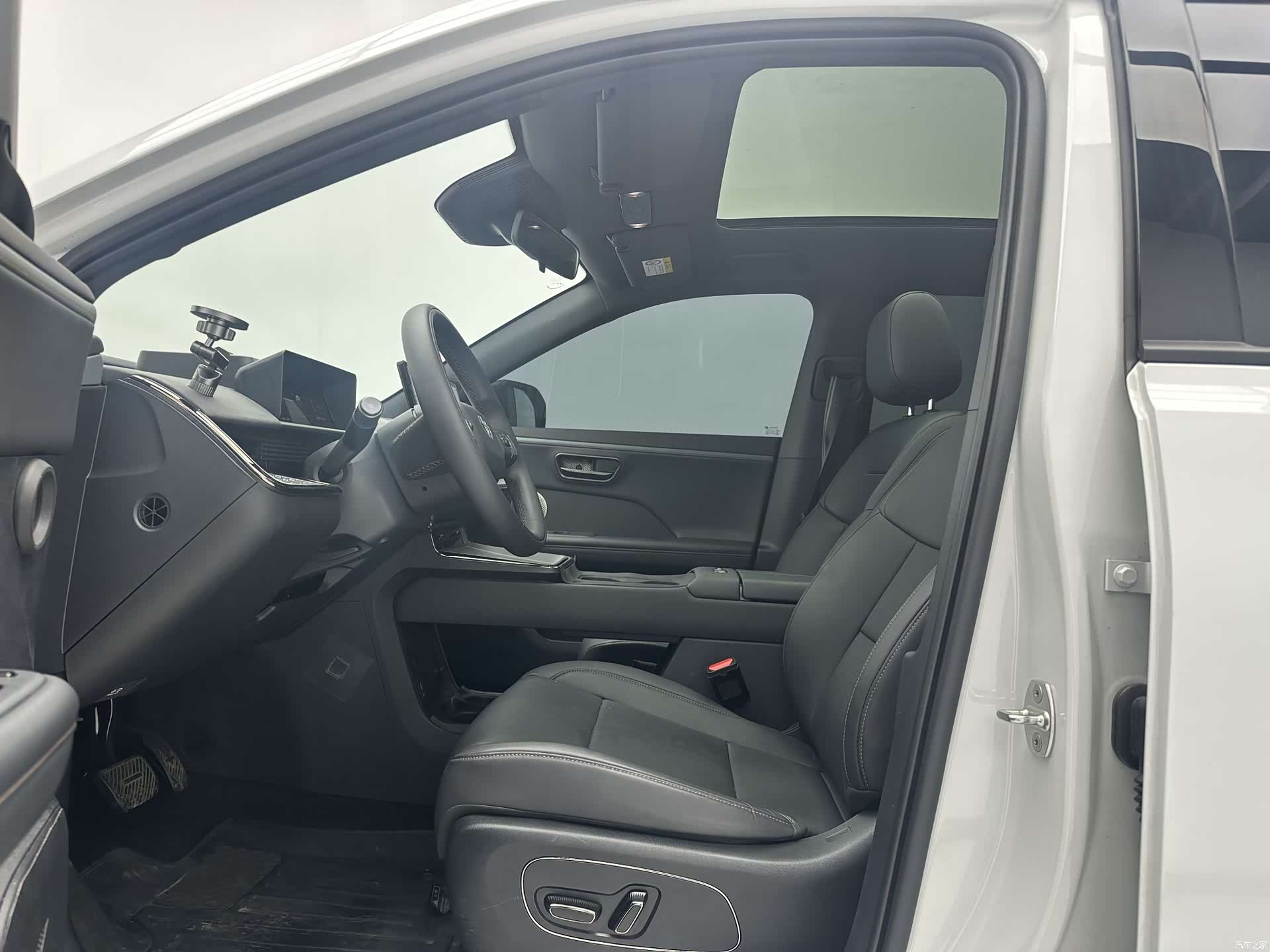 Toyota 3X, 2025 все фото