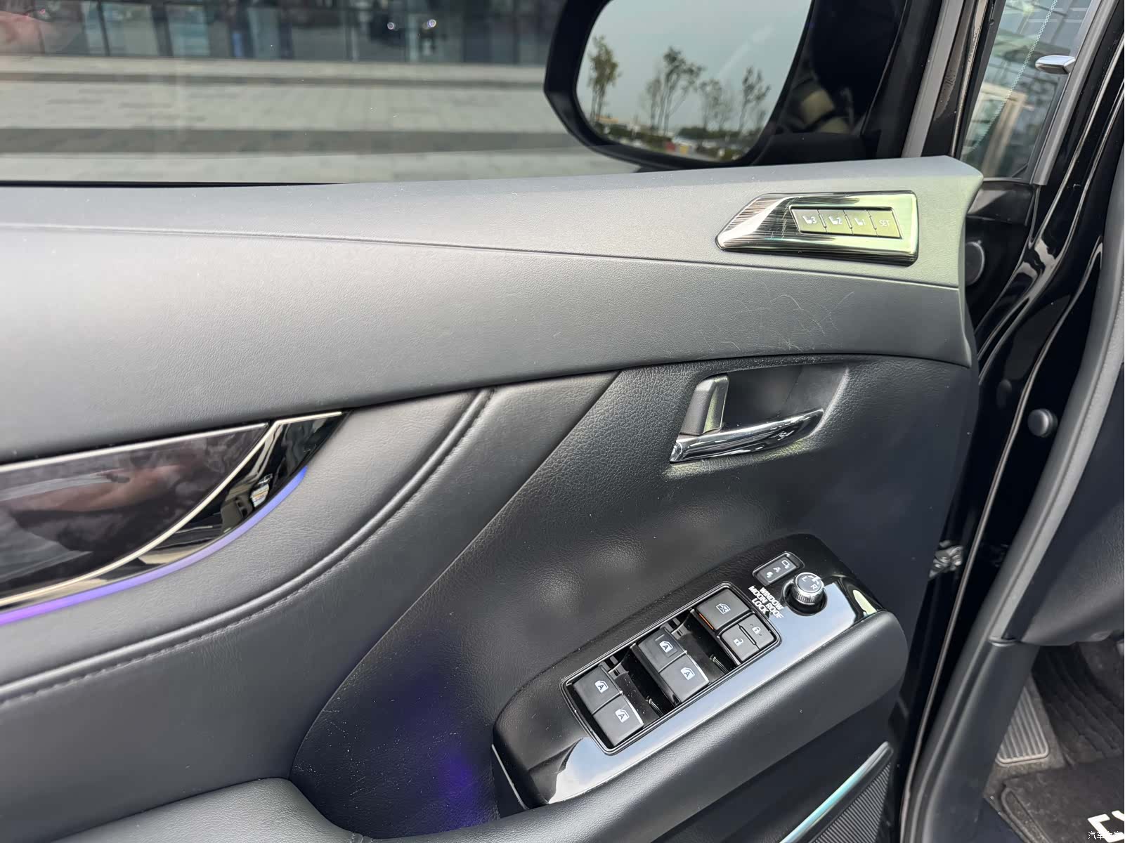 Toyota Vellfire, 2019 19