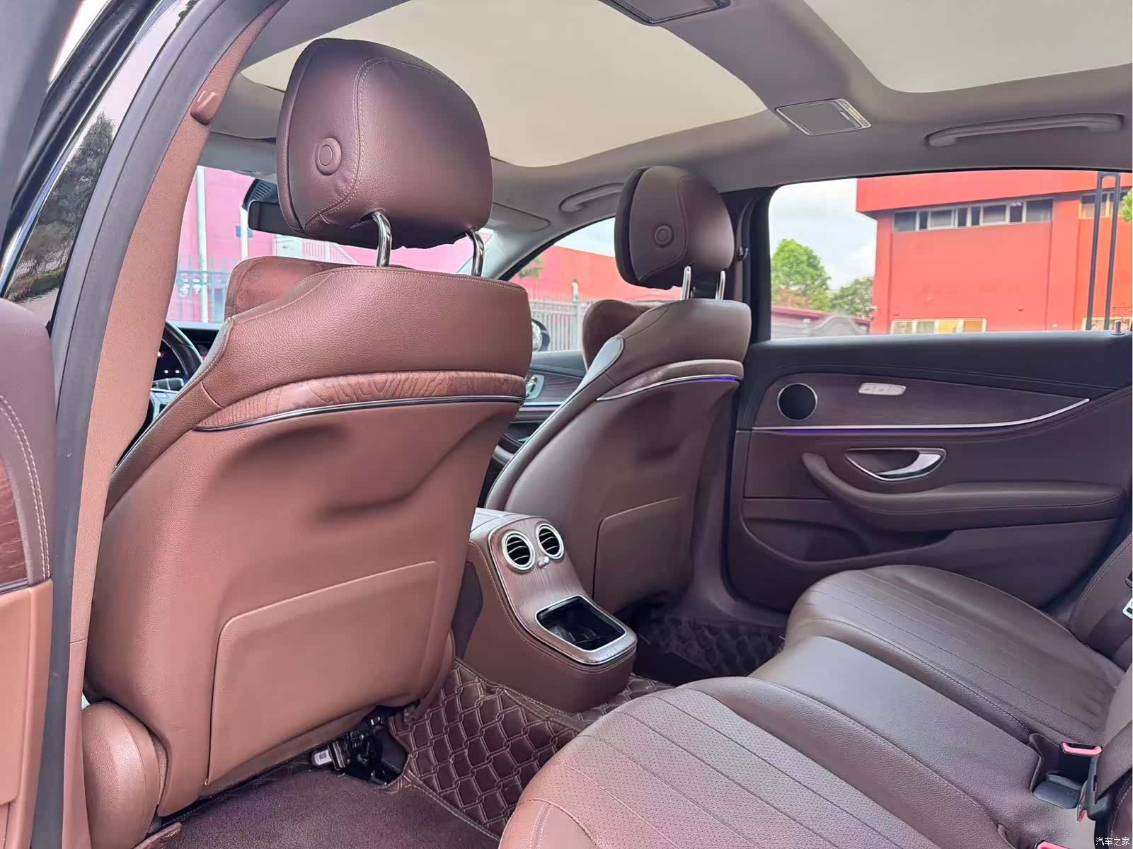 Mercedes-Benz E-Class, 2021 8