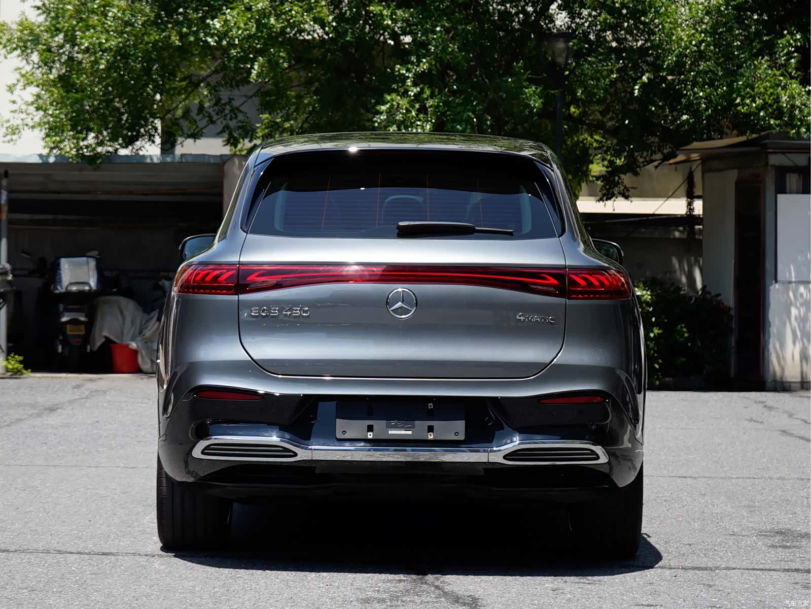 Mercedes-Benz EQS, 2023 все фото