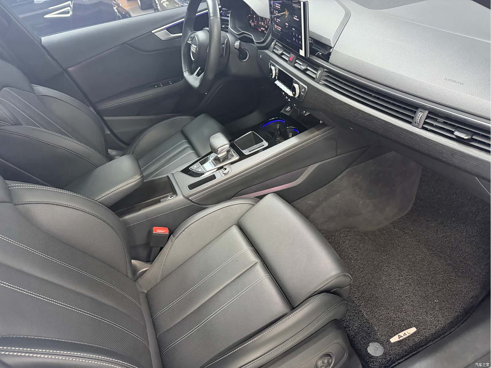 Audi A4L, 2024 13