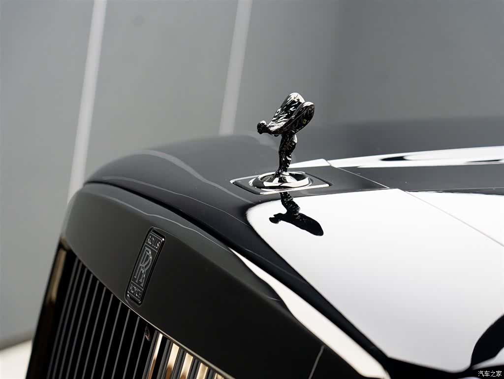 Rolls-Royce Cullinan, 2020 4